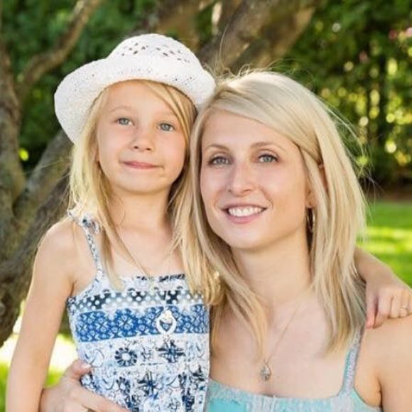 Meet your Posher, Au-drey - Picture 1 of 1